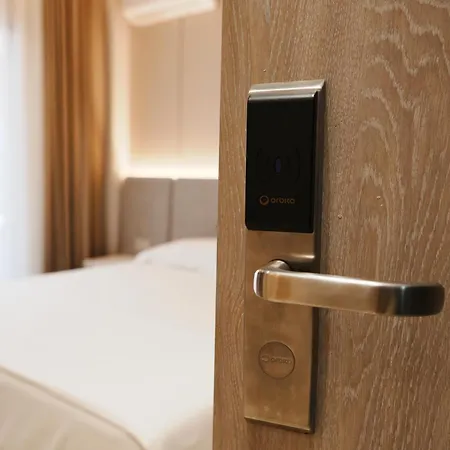 Mediterrane 4* Sarandë