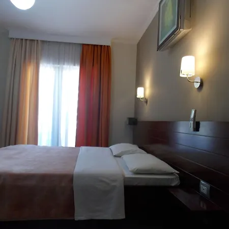 Mediterrane Hotell Sarandë