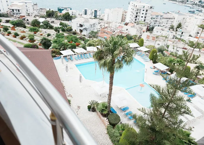 Mediterrane 4*