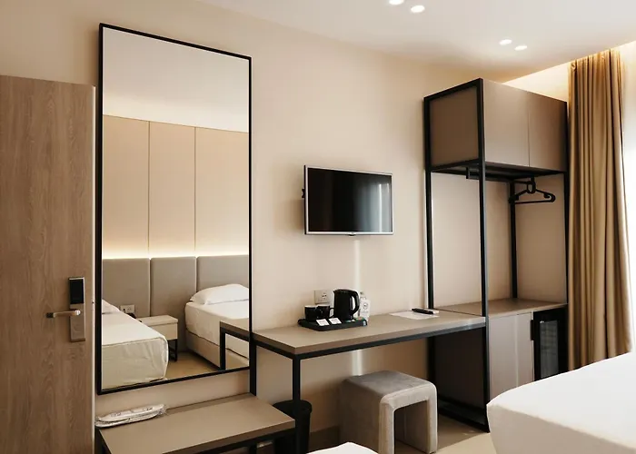 Mediterrane 4* Sarandë