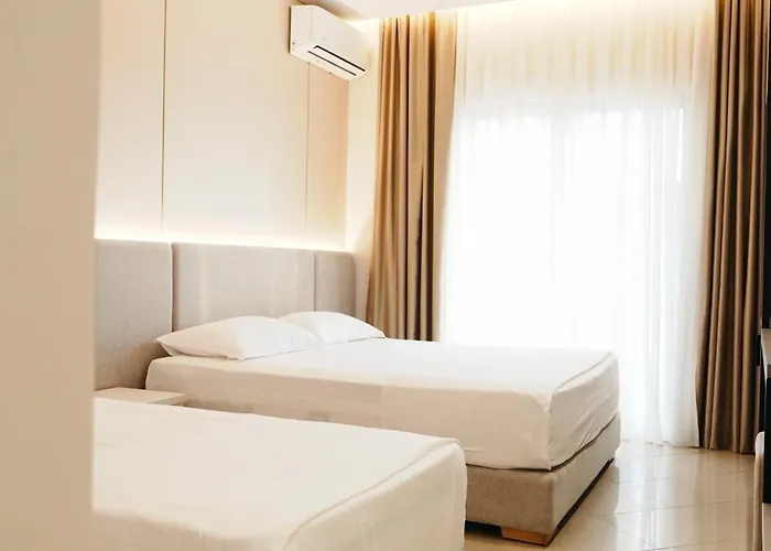 酒店 Mediterrane 4*