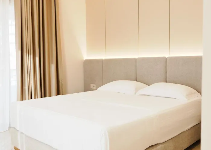 Mediterrane 4* Sarandë