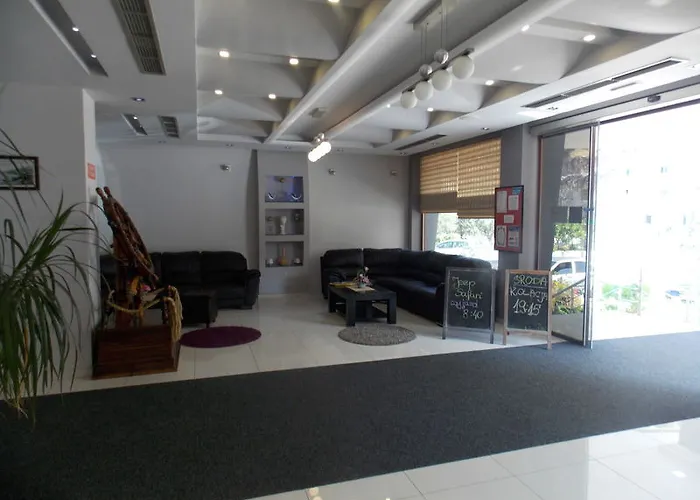 酒店 Mediterrane Sarandë
