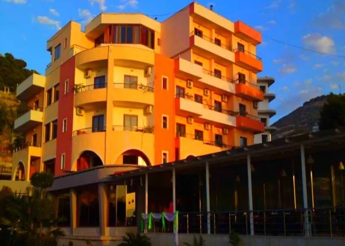 Ξενοδοχείο Mediterrane Σαράντα