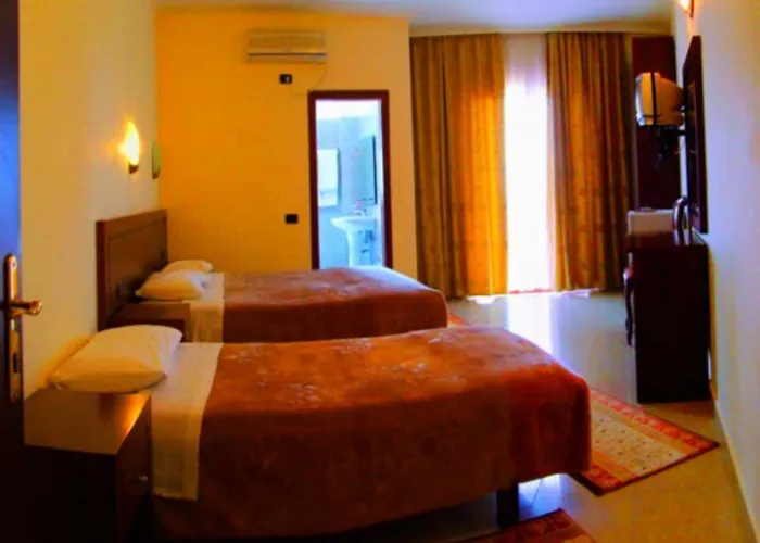 Mediterrane Σαράντα