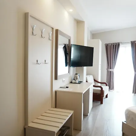Mediterrane 4* Saranda