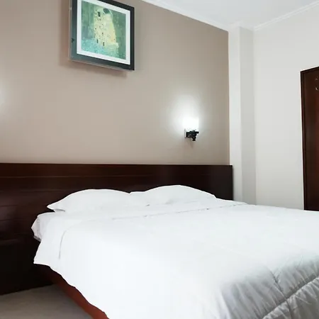 Hotel Mediterrane Sarandë