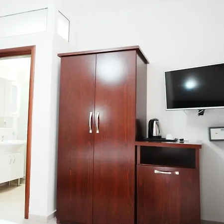 Hotel Mediterrane Sarandë
