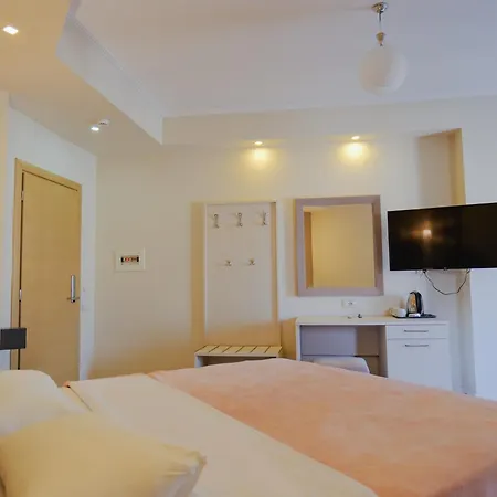 Hotel Mediterrane Sarandë