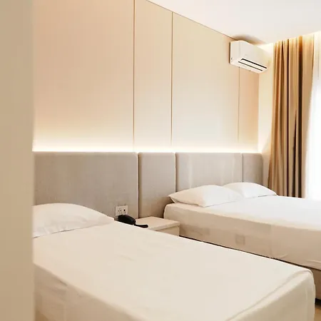 Hotel Mediterrane 4*