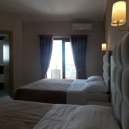 Hotel Mediterrane 4*