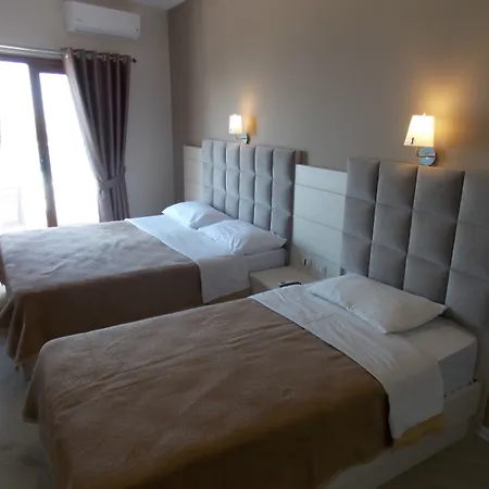 Mediterrane 4* Sarandë