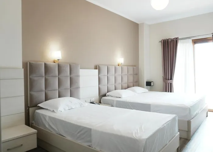 فندق Mediterrane 4*