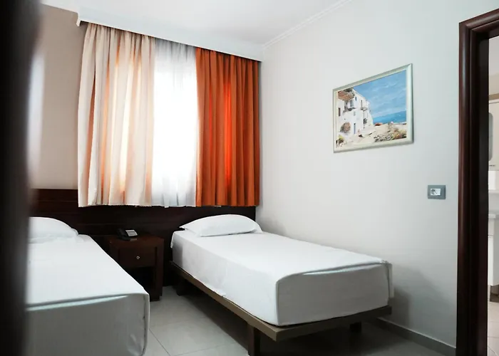 Mediterrane 酒店 Sarandë